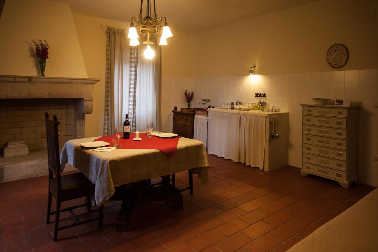 Agriturismo La Commenda-Adults Only Cascia Habitación foto