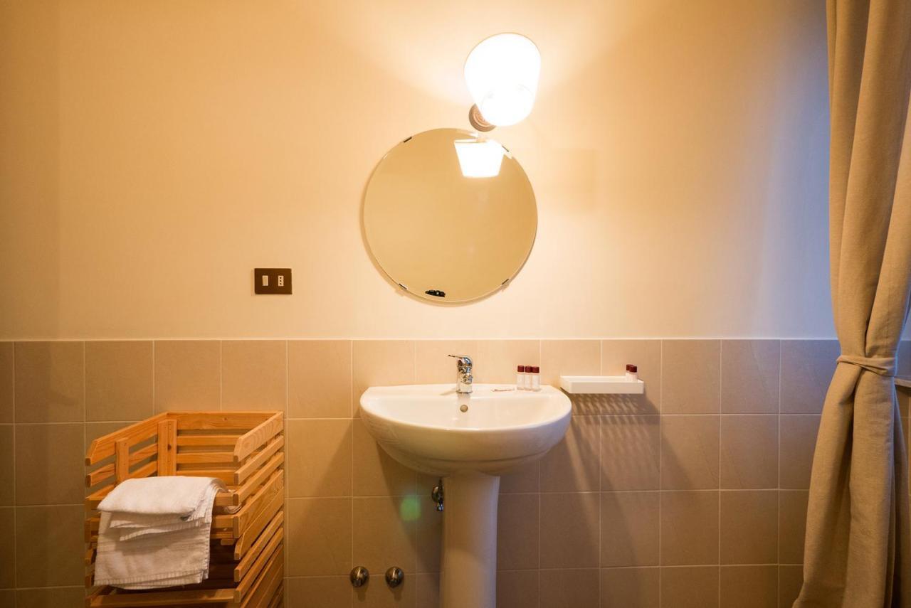 Agriturismo La Commenda-Adults Only Cascia Habitación foto